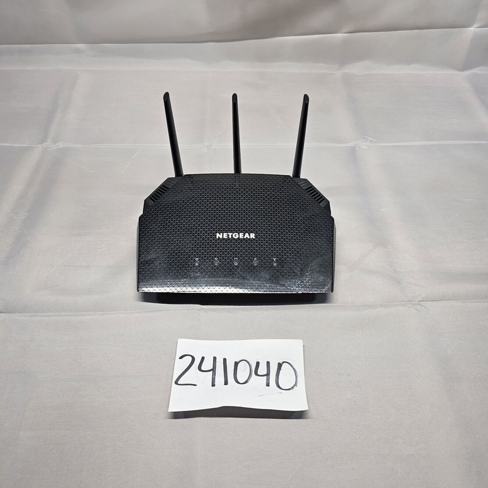 NETGEAR Nighthawk RAX10 Dual-Band Wi-Fi 6 Router - Picture 8 of 8